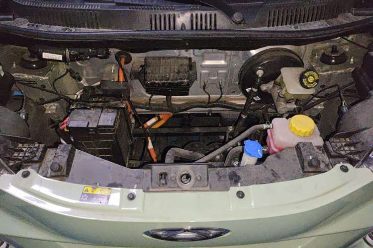 Used Chery New Energy Little Ant 2021 200 000-Yuan Ant Fan Edition Oxygen Version Lithium Iron Phosphate 301 km Engine Bay