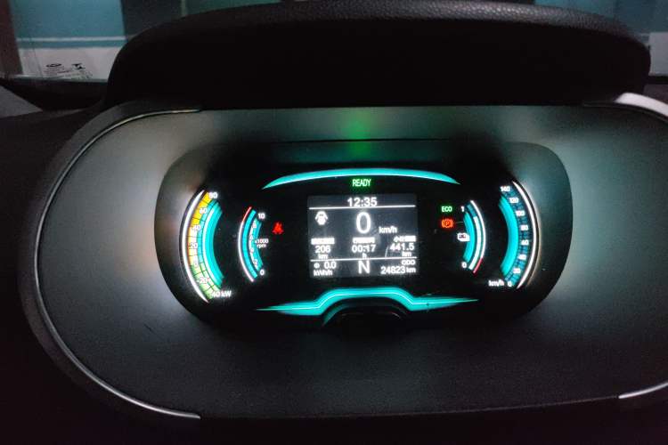 Used Chery New Energy Little Ant 2021 200 000-Yuan Ant Fan Edition Oxygen Version Lithium Iron Phosphate 301 km Instrument Cluster