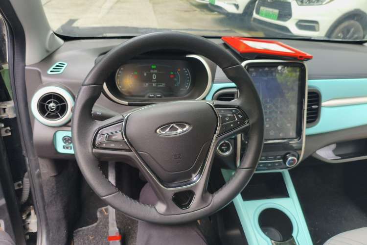 Used Chery New Energy Little Ant 2021 200 000-Yuan Ant Fan Edition Oxygen Version Lithium Iron Phosphate 301 km Steering Wheel