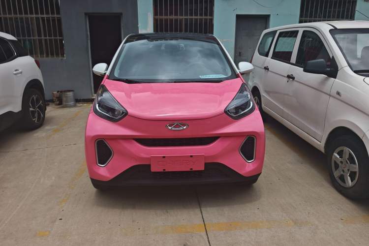 Used Chery New Energy Little Ant 2021 200 000-Yuan Ant Fan Edition Talent Version NMC Battery 301 km Exterior 1