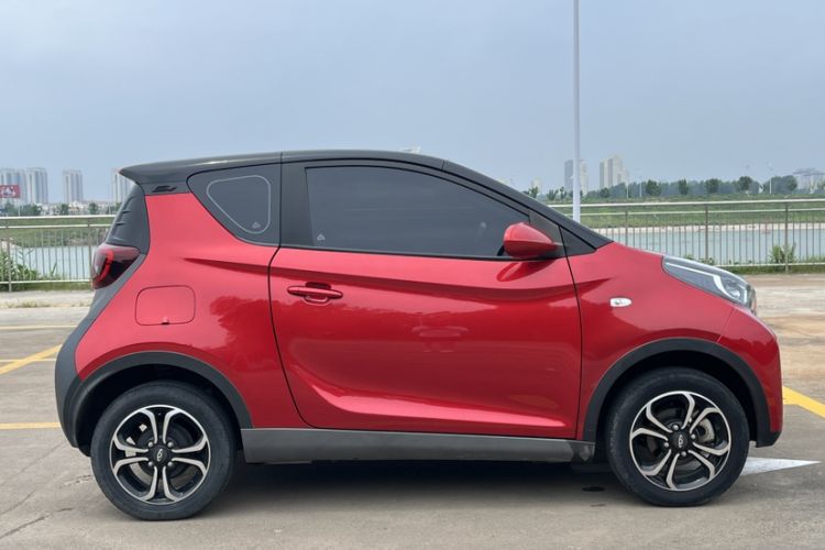 Used Chery New Energy Little Ant 2021 200 000-Yuan Ant Fan Edition Talent Version NMC Battery 408 km续航 Exterior 3