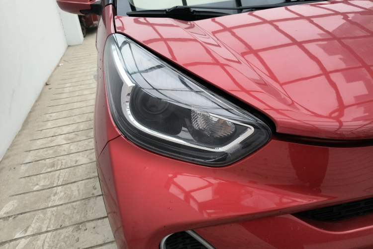 Used Chery New Energy Little Ant 2021 200 000-Yuan Ant Fan Edition Talent Version NMC Battery 301 km Exterior 6