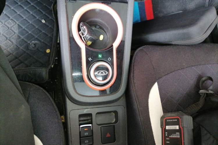Used Chery New Energy Little Ant 2021 150 000 Yuan Ant Fan Edition Ant Stylish Version Lithium-Ion Battery Gear Lever