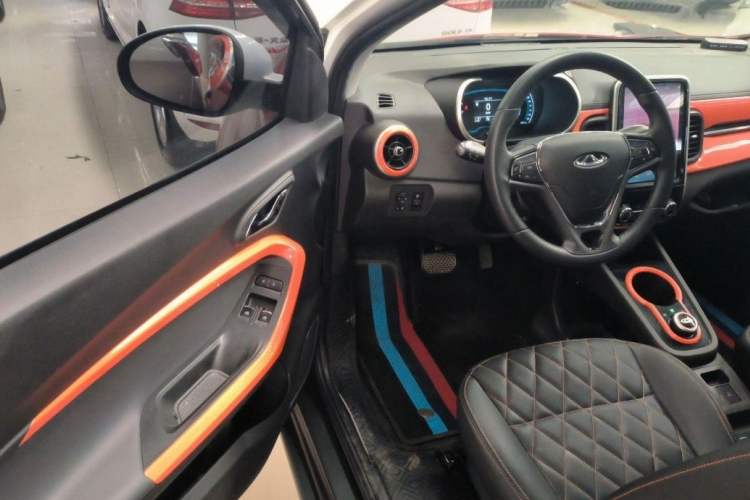 Used Chery New Energy Little Ant 2021 150 000 Yuan "Ant Fan" Edition New Ant Xuan Version Lithium-NMC Battery Interior 2
