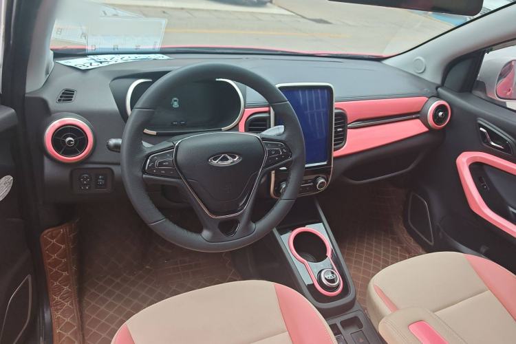 Used Chery New Energy Little Ant 2021 200 000-Yuan Ant Fan Edition Talent Version NMC Battery 301 km Interior 2