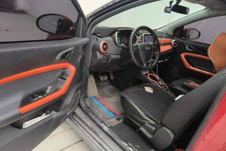 Used Chery New Energy Little Ant 2021 200 000-Yuan Ant Fan Edition Talent Version NMC Battery 301 km Interior 3