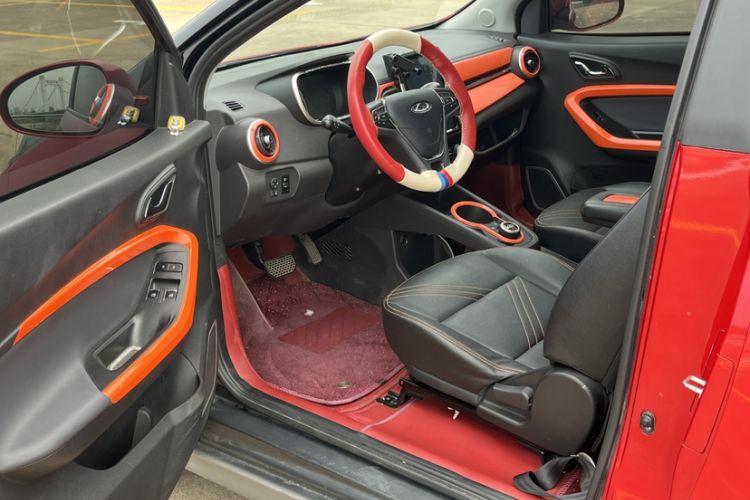 Used Chery New Energy Little Ant 2021 200 000-Yuan Ant Fan Edition Talent Version NMC Battery 408 km续航 Interior 4