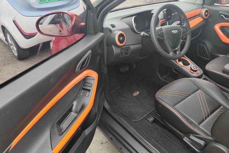 Used Chery New Energy Little Ant 2021 200 000-Yuan Ant Fan Edition Talent Version Lithium Iron Phosphate 301 km Interior 4