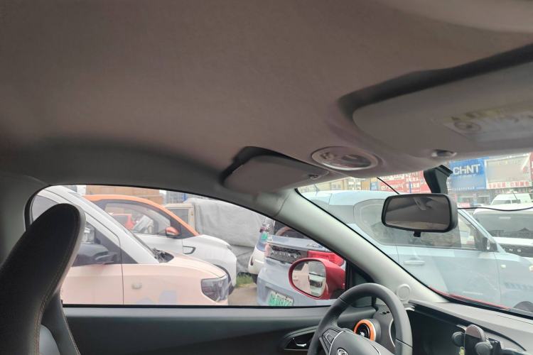 Used Chery New Energy Little Ant 2021 200 000-Yuan Ant Fan Edition Talent Version Lithium Iron Phosphate 301 km Interior 5