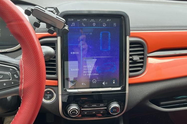 Used Chery New Energy Little Ant 2021 200 000-Yuan Ant Fan Edition Talent Version NMC Battery 408 km续航 Interior 6