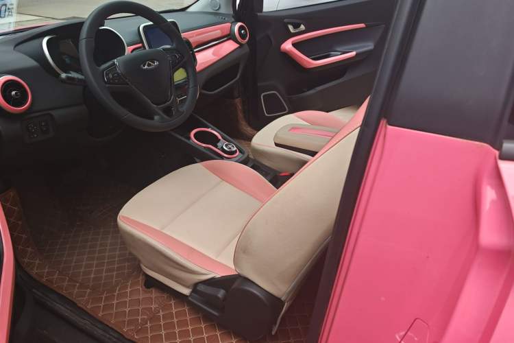 Used Chery New Energy Little Ant 2021 200 000-Yuan Ant Fan Edition Talent Version NMC Battery 301 km Left Front Seat