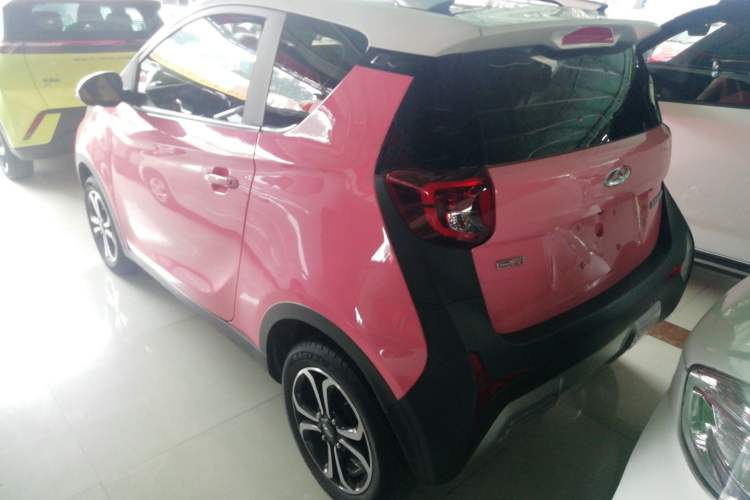 Used Chery New Energy Little Ant 2021 200 000 Yuan Ant Fan Edition Energized Version Lithium Iron Phosphate 301 km Left Side