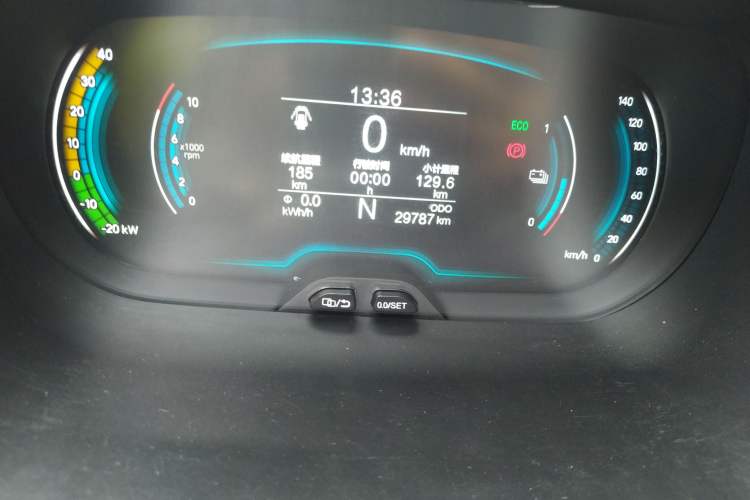 Used Chery New Energy Little Ant 2021 200 000-Yuan Ant Fan Edition Talent Version NMC Battery 408 km续航 Odometer Close Up