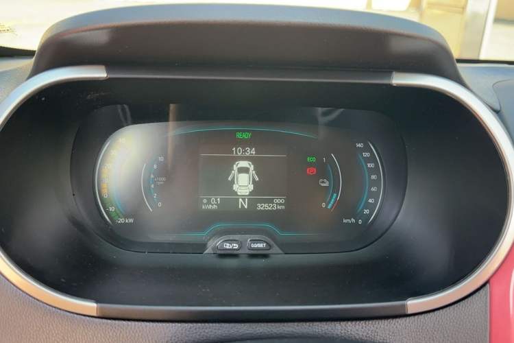 Used Chery New Energy Little Ant 2021 150 000 Yuan "Ant Fan" Edition New Ant Cool Version Lithium-Ion Battery Odometer Close Up