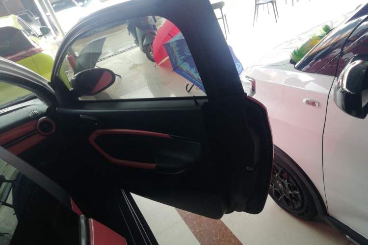 Used Chery New Energy Little Ant 2021 200 000 Yuan Ant Fan Edition Energized Version Lithium Iron Phosphate 301 km Right Front Door Interior