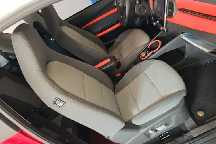 Used Chery New Energy Little Ant 2021 150 000 Yuan Ant Fan Edition Ant Stylish Version Lithium-Ion Battery Right Front Seat