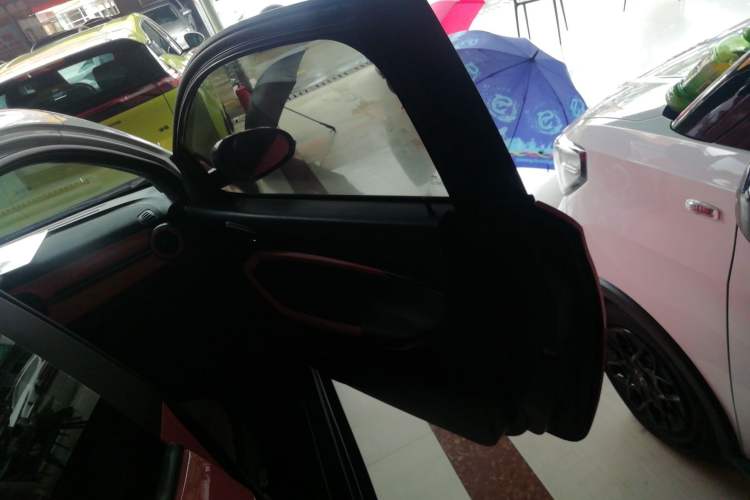 Used Chery New Energy Little Ant 2021 200 000 Yuan Ant Fan Edition Energized Version Lithium Iron Phosphate 301 km Right Rear Door Interior