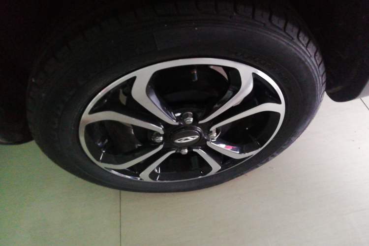 Used Chery New Energy Little Ant 2021 200 000 Yuan Ant Fan Edition Energized Version Lithium Iron Phosphate 301 km Right Rear Wheel Hub