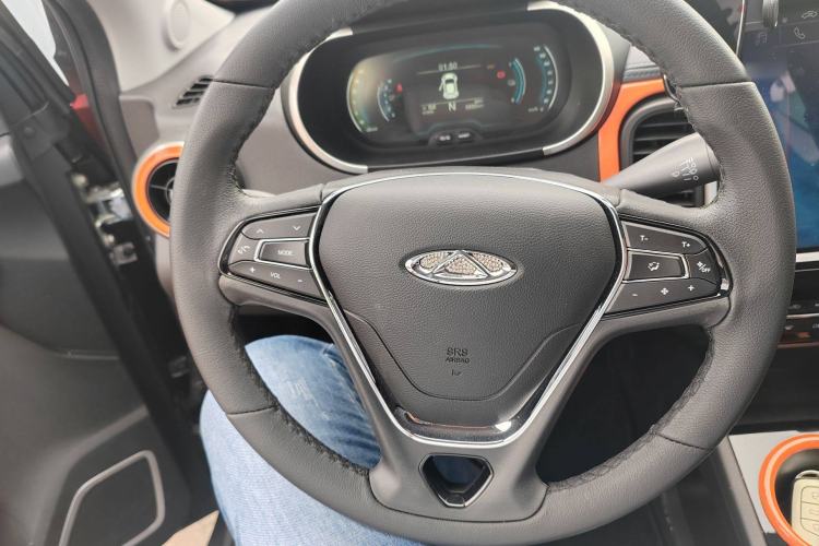 Used Chery New Energy Little Ant 2021 200 000-Yuan Ant Fan Edition Talent Version Lithium Iron Phosphate 301 km Steering Wheel
