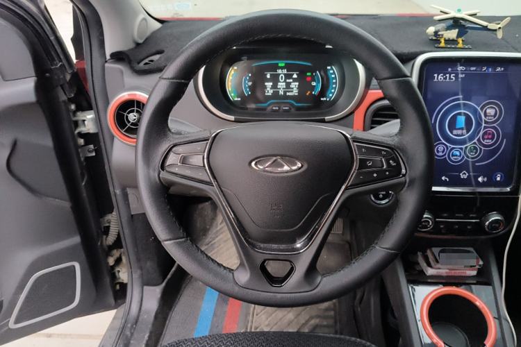 Used Chery New Energy Little Ant 2021 200 000-Yuan Ant Fan Edition Talent Version NMC Battery 301 km Steering Wheel