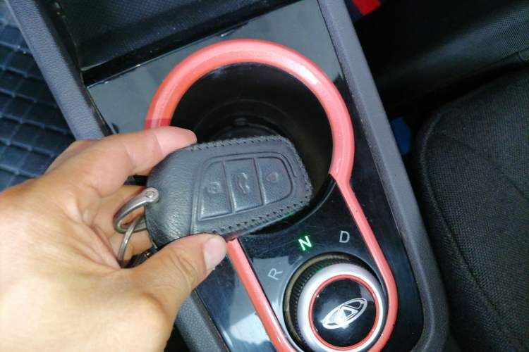 Used Chery New Energy Little Ant 2021 150 000 Yuan Ant Fan Edition Ant Stylish Version Lithium-Ion Battery Vehicle Key