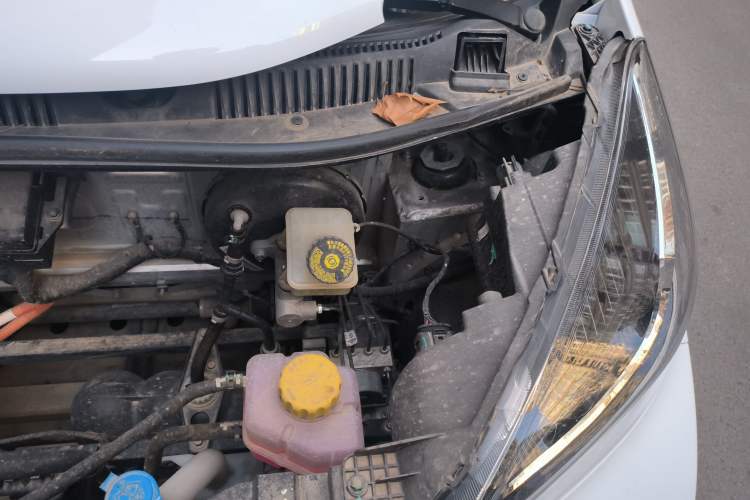 Used Chery New Energy Little Ant 2021 150 000 Yuan "Ant Fan" Edition New Ant Cool Version Lithium-Ion Battery Engine Bay Left