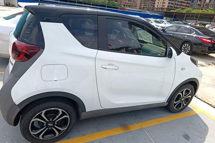 Used Chery New Energy Little Ant 2021 150 000 Yuan "Ant Fan" Edition New Ant Cool Version Lithium-Ion Battery Exterior 5