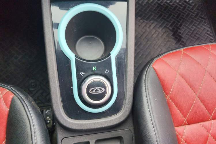 Used Chery New Energy Little Ant 2021 150 000 Yuan "Ant Fan" Edition New Ant Xuan Version Lithium-NMC Battery Gear Lever