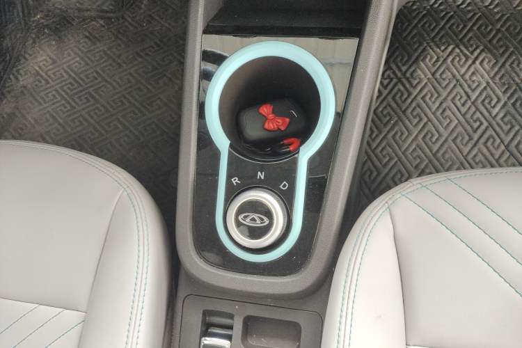 Used Chery New Energy Little Ant 2021 150 000 Yuan "Ant Fan" Edition New Ant Cool Version Lithium-Ion Battery Gear Lever