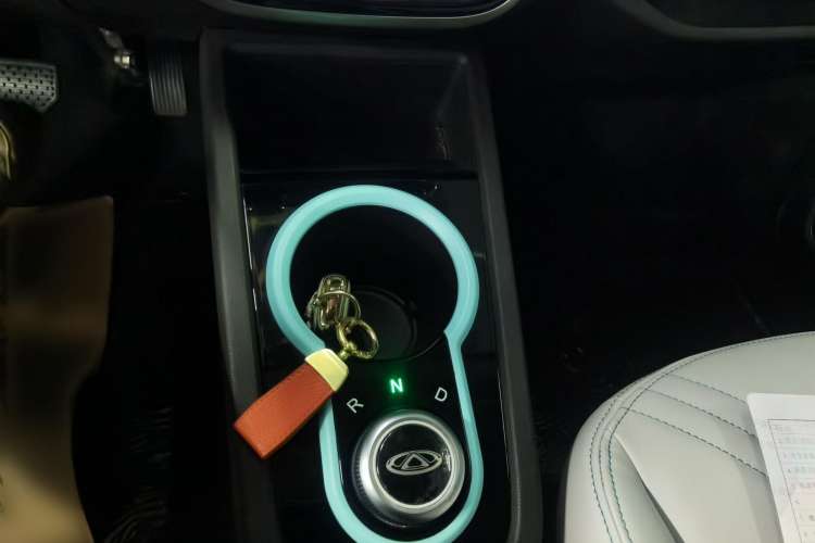 Used Chery New Energy Little Ant 2021 200 000-Yuan Ant Fan Edition Talent Version Lithium Iron Phosphate 301 km Gear Lever