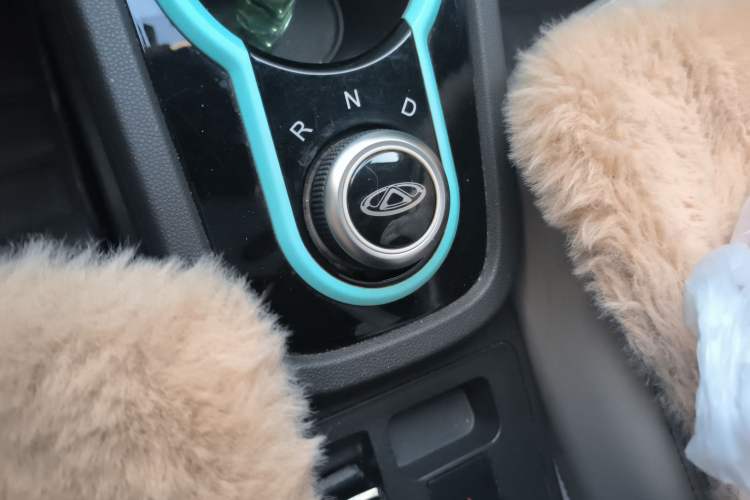 Used Chery New Energy Little Ant 2021 150 000 Yuan "Ant Fan" Edition New Ant Cool Version Lithium-Ion Battery Gear Lever