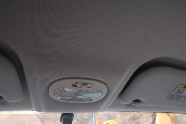 Used Chery New Energy Little Ant 2021 150 000 Yuan "Ant Fan" Edition New Ant Cool Version Lithium-Ion Battery Headliner