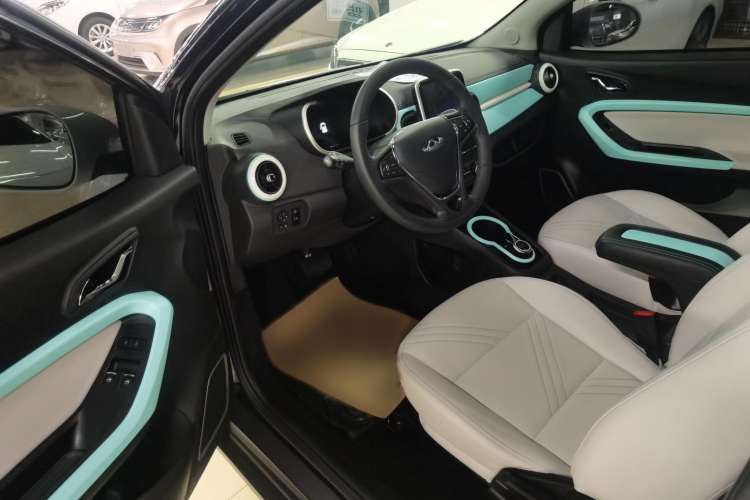 Used Chery New Energy Little Ant 2021 200 000-Yuan Ant Fan Edition Talent Version Lithium Iron Phosphate 301 km Interior 2