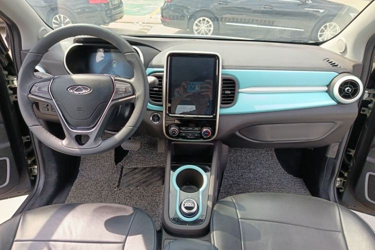 Used Chery New Energy Little Ant 2021 150 000 Yuan "Ant Fan" Edition New Ant Cool Version Lithium-Ion Battery Interior 3