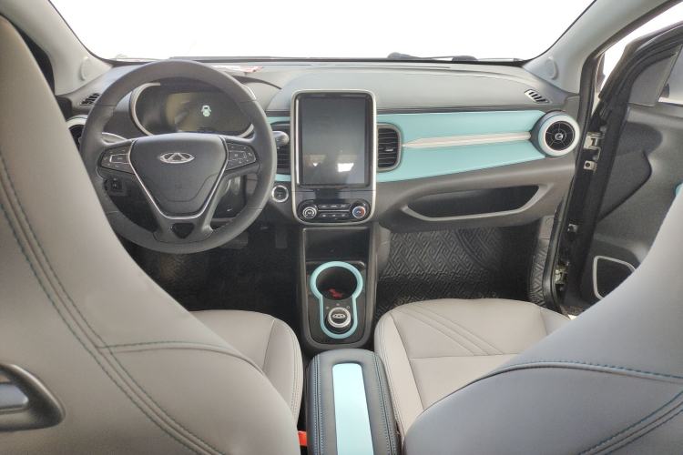Used Chery New Energy Little Ant 2021 150 000 Yuan "Ant Fan" Edition New Ant Cool Version Lithium-Ion Battery Interior 3