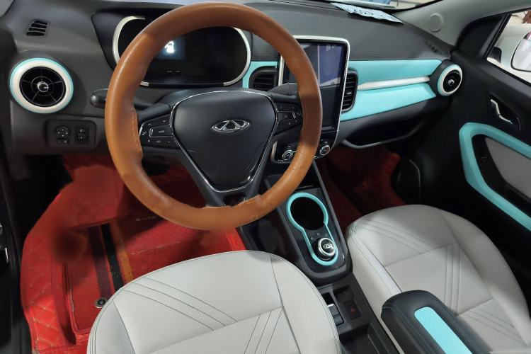 Used Chery New Energy Little Ant 2021 200 000-Yuan Ant Fan Edition Talent Version Lithium Iron Phosphate 301 km Interior 3