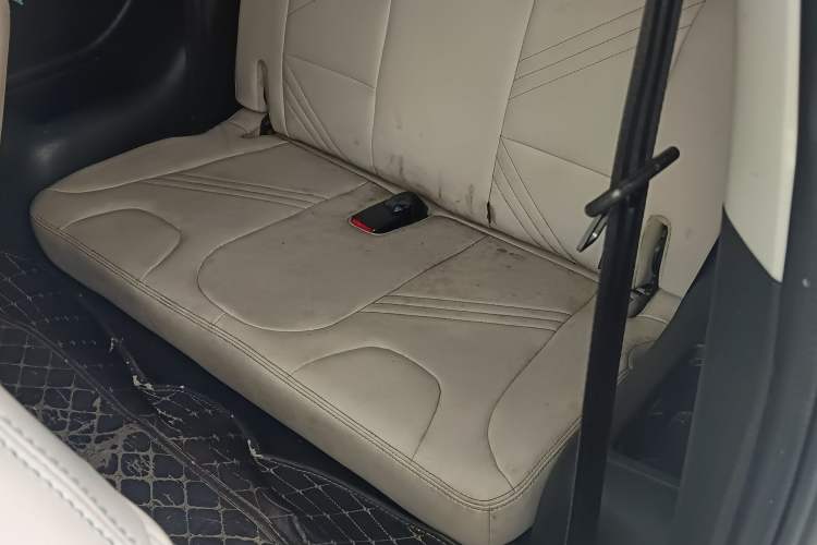 Used Chery New Energy Little Ant 2021 200 000-Yuan Ant Fan Edition Talent Version Lithium Iron Phosphate 301 km Interior 4
