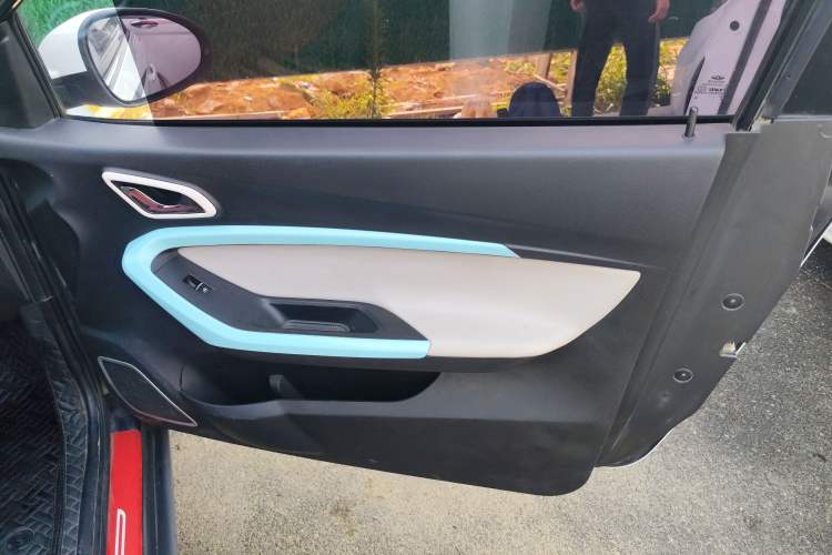 Used Chery New Energy Little Ant 2021 150 000 Yuan "Ant Fan" Edition New Ant Xuan Version Lithium-NMC Battery Interior 5