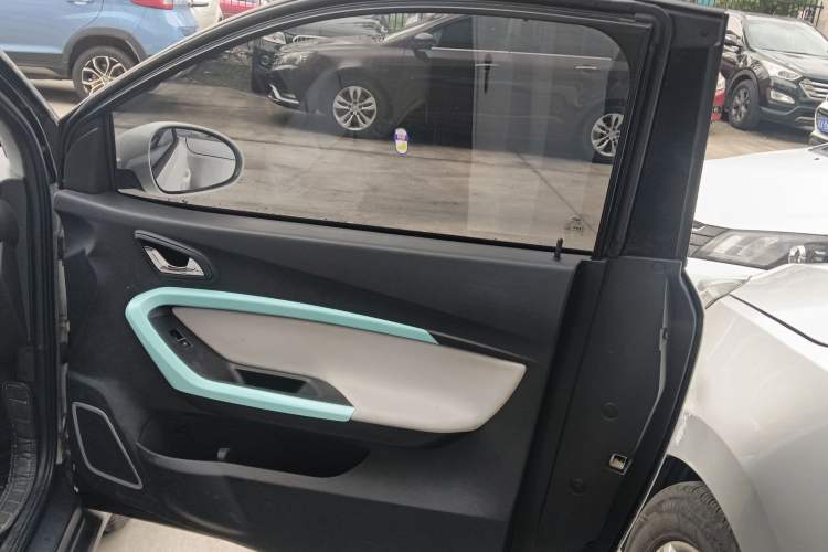 Used Chery New Energy Little Ant 2021 200 000-Yuan Ant Fan Edition Talent Version Lithium Iron Phosphate 301 km Interior 5
