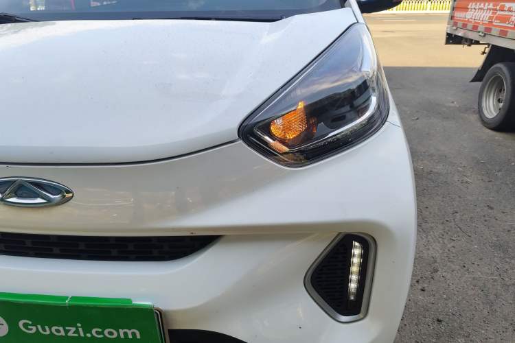 Used Chery New Energy Little Ant 2021 150 000 Yuan "Ant Fan" Edition New Ant Xuan Version Lithium-NMC Battery Left Front Headlight