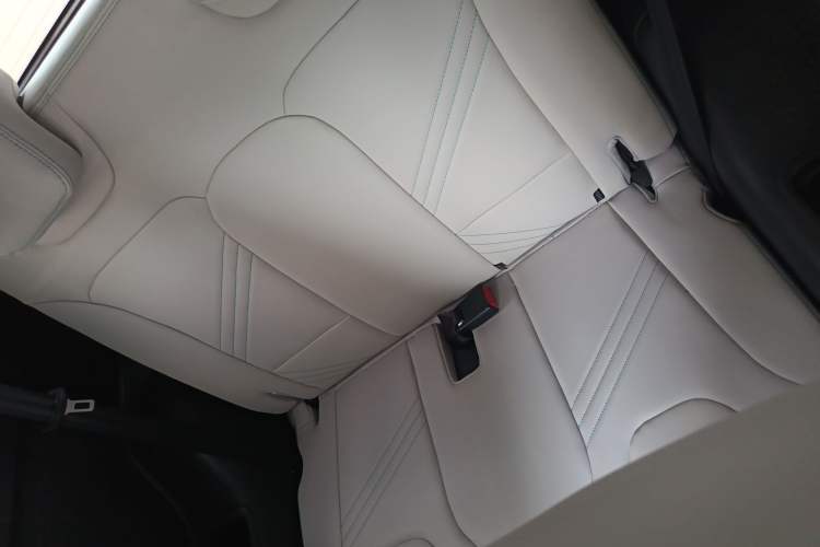 Used Chery New Energy Little Ant 2021 200 000 Yuan Ant Fan Edition Energized Version NMC Lithium Battery 408 km Left Rear Seat