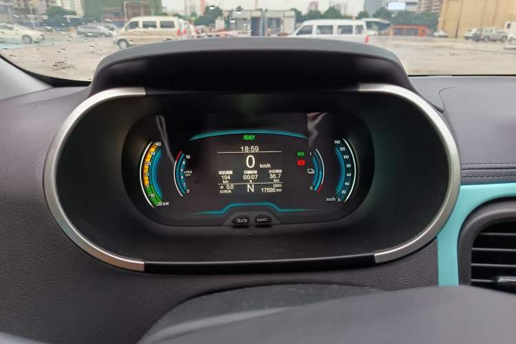 Used Chery New Energy Little Ant 2021 150 000 Yuan "Ant Fan" Edition New Ant Cool Version Lithium-Ion Battery Odometer Close Up