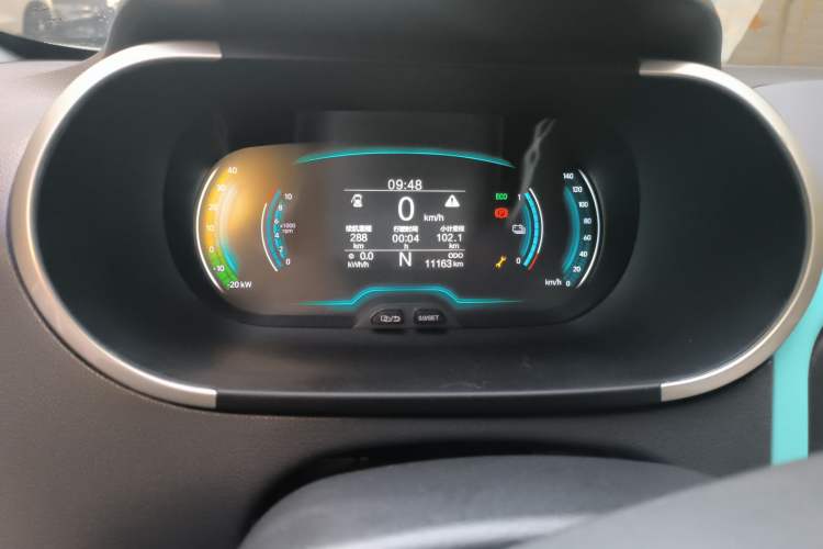 Used Chery New Energy Little Ant 2021 150 000 Yuan "Ant Fan" Edition New Ant Cool Version Lithium-Ion Battery Odometer Close Up