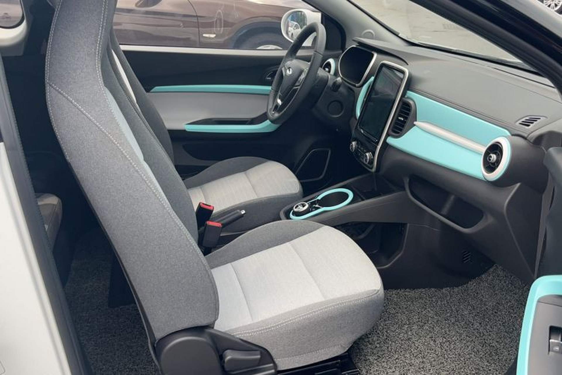 Used Chery New Energy Little Ant 2021 150 000 Yuan Ant Fan Edition Ant Cool Version Lithium Iron Phosphate Right Front Seat