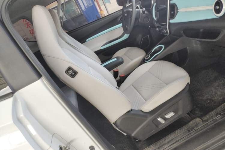 Used Chery New Energy Little Ant 2021 150 000 Yuan "Ant Fan" Edition New Ant Cool Version Lithium-Ion Battery Right Front Seat