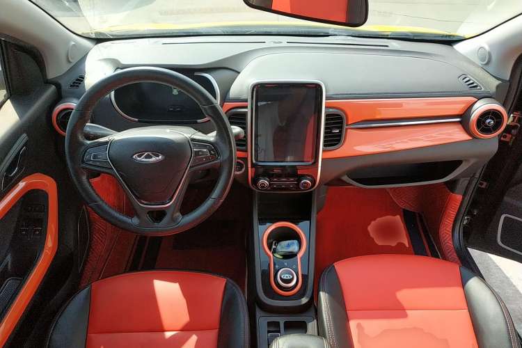 Used Chery New Energy Little Ant 2021 150 000 Yuan "Ant Fan" Edition New Ant Cool Version Lithium-Ion Battery Center Console
