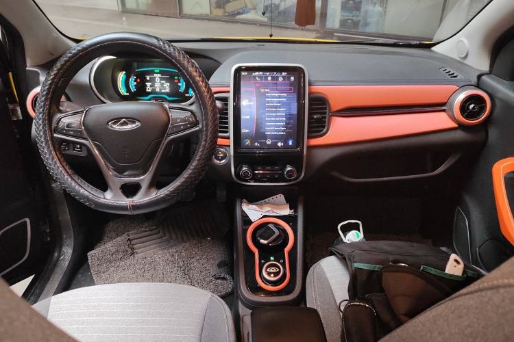 Used Chery New Energy Little Ant 2021 150 000 Yuan Ant Fan Edition Ant Cool Version Lithium Iron Phosphate Center Console