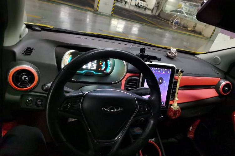 Used Chery New Energy Little Ant 2021 150 000 Yuan Ant Fan Edition Ant Stylish Version Lithium Iron Phosphate Center Console
