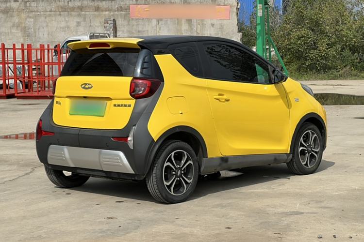 Used Chery New Energy Little Ant 2021 200 000-Yuan Ant Fan Edition Talent Version NMC Battery 301 km Exterior 3