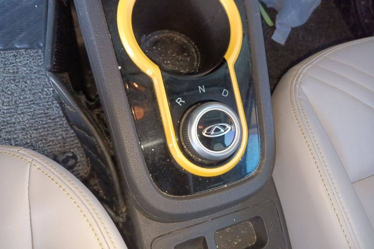 Used Chery New Energy Little Ant 2021 150 000 Yuan "Ant Fan" Edition New Ant Cool Version Lithium-Ion Battery Gear Lever